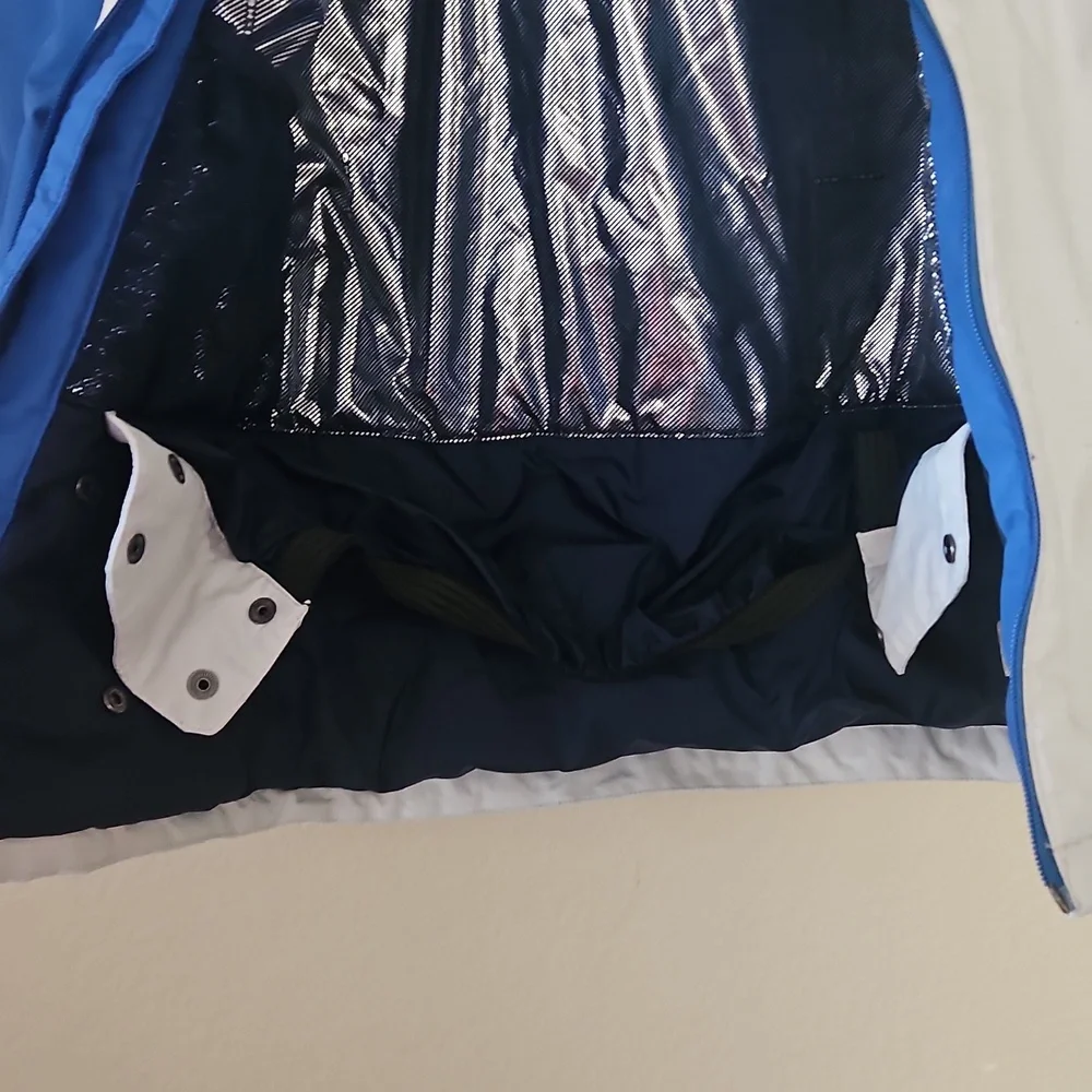 Columbia Blue and White Jacket‎ M 10/12
